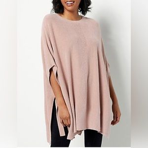 Barefoot Dreams CozyChic ultra lite hi low poncho with side ties.  L/XL